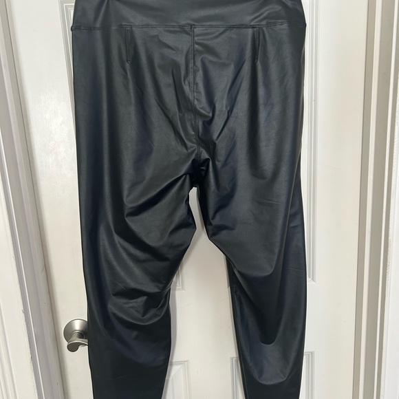 OFFLINE by Aerie Real Luxe Legging - Black - Picture 4 of 5